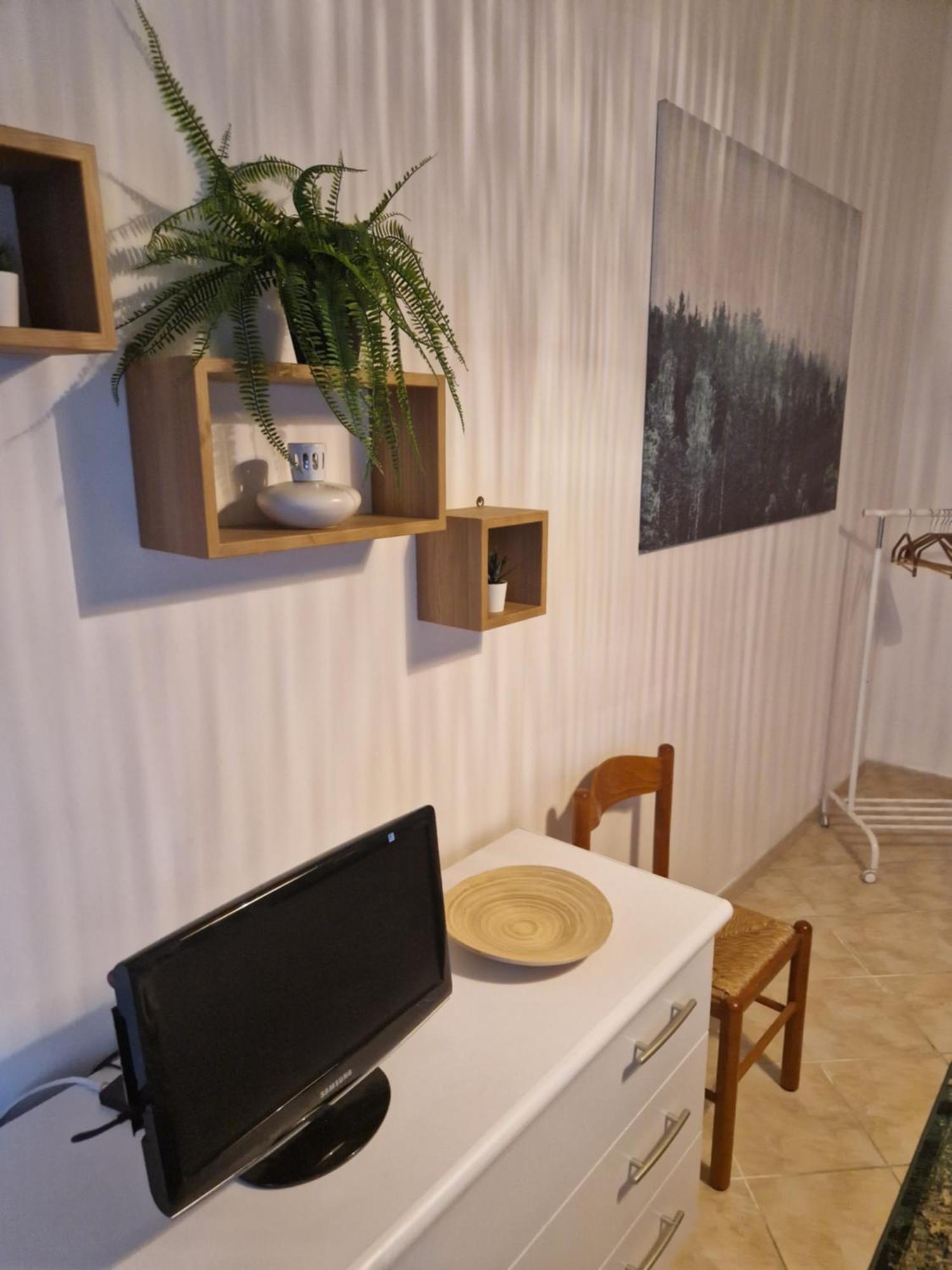 Apartamento At Monica'S In Rome - Stazione Labaro Exterior foto